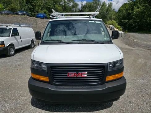 New 2026 GMC Savana 2500 w/ Driver Convenience Package RWD image 8