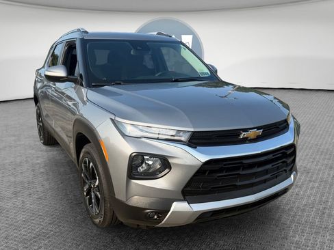Certified 2023 Chevrolet TrailBlazer LT w/ Convenience Package AWD/4WD image 1