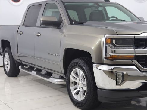 Used 2017 Chevrolet Silverado 1500 LT w/ All Star Edition AWD/4WD image 31