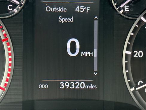 Used 2023 Lexus GX 460 Premium image 19