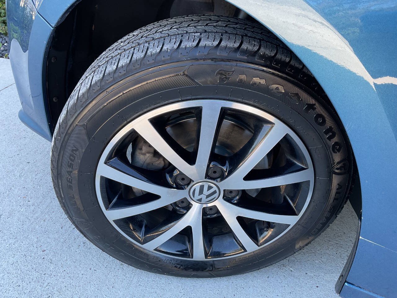 Used 2017 Volkswagen Jetta SE FWD image 47