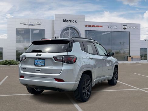 Used 2025 Jeep Compass Limited w/ High Altitude Package AWD/4WD image 6
