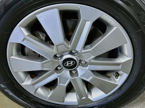 Used 2023 Hyundai Palisade SE FWD image 31