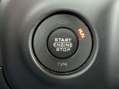 Used 2020 Jeep Gladiator Rubicon image 23