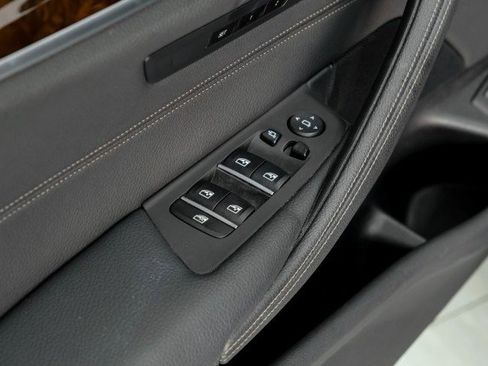 Used 2020 BMW 540i xDrive image 45