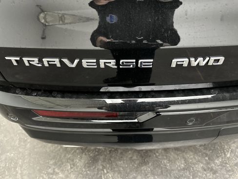 New 2026 Chevrolet Traverse High Country image 15