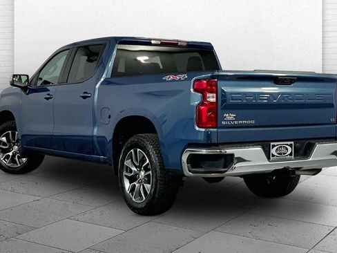 Used 2024 Chevrolet Silverado 1500 LT AWD/4WD image 11