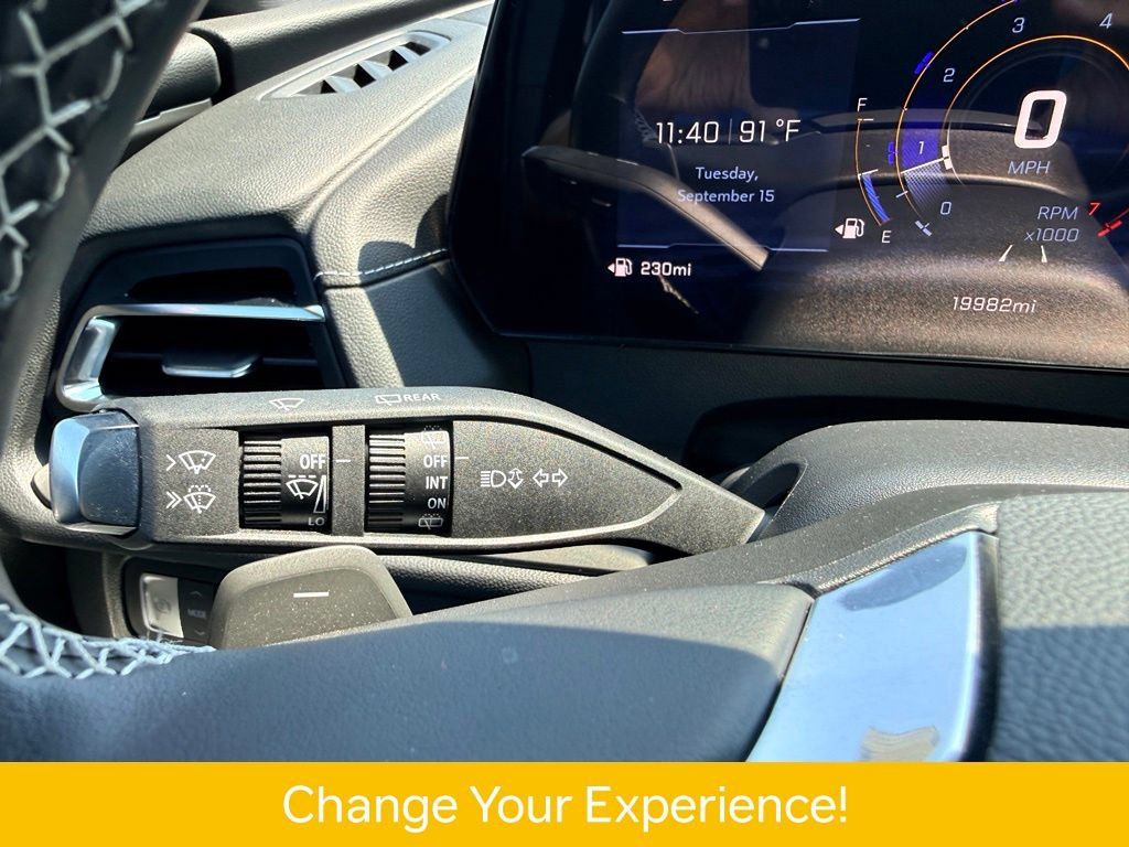 Used 2025 Chevrolet Traverse LT w/ Driver Confidence Package FWD image 26