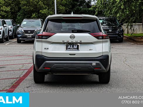 Used 2023 Nissan Rogue SV FWD image 12