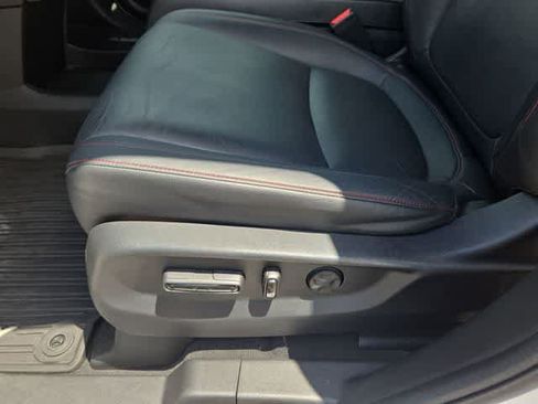 Used 2024 Honda Odyssey Sport image 17