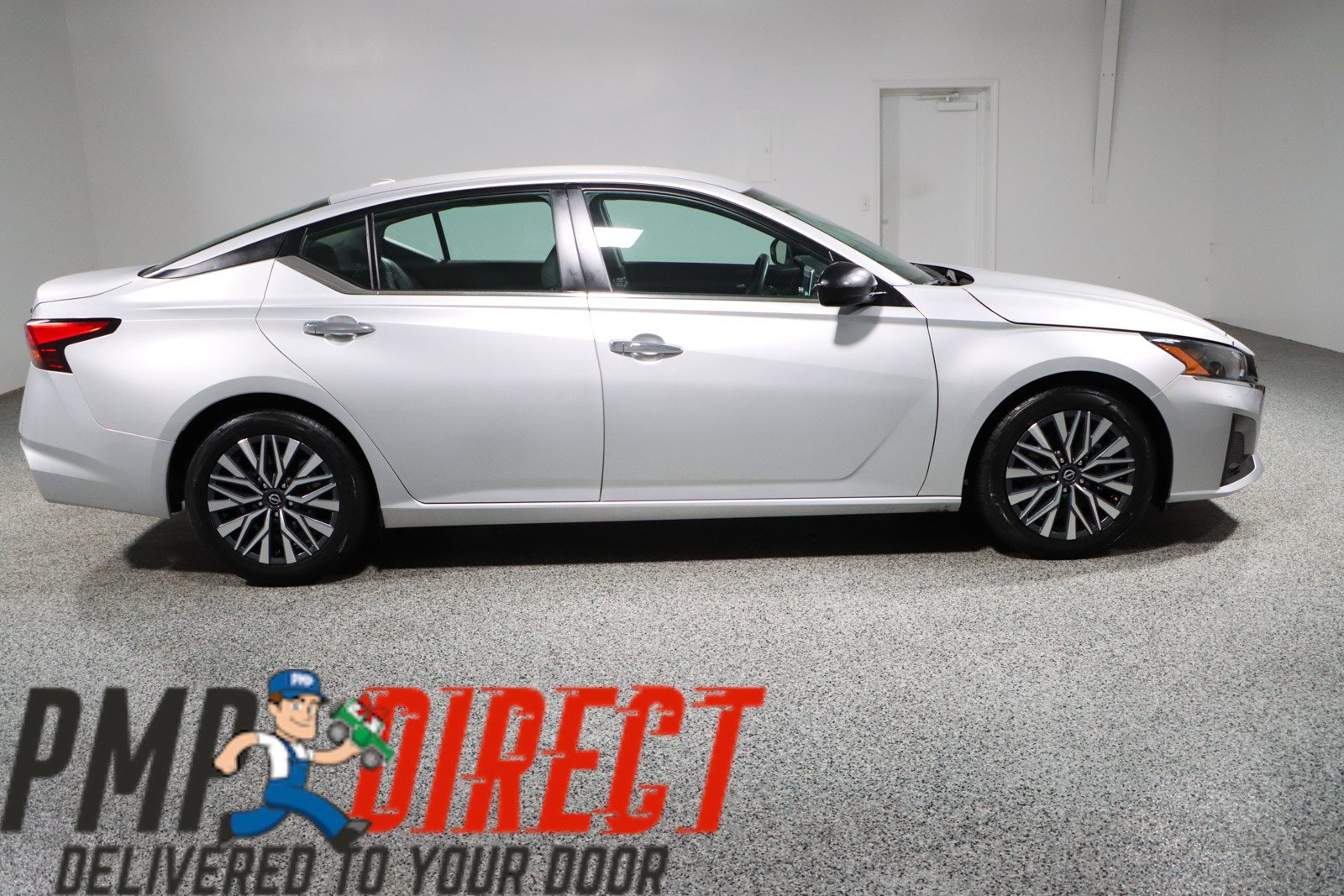 Used 2024 Nissan Altima 2.5 SV FWD image 6