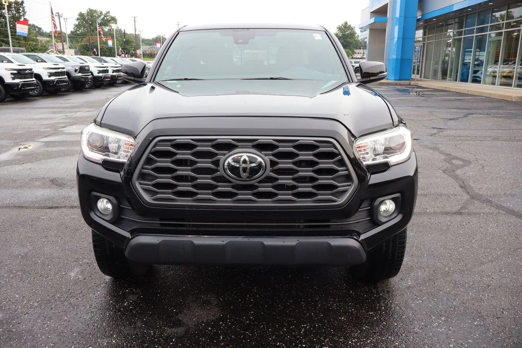 Used 2020 Toyota Tacoma TRD Off-Road AWD/4WD image 31