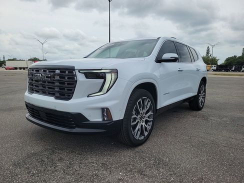New 2026 GMC Acadia Denali Ultimate FWD image 2