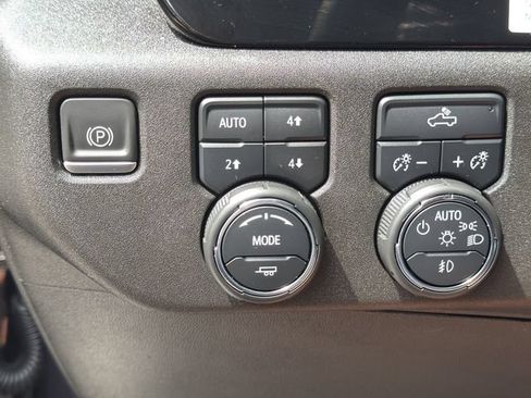 Used 2023 Chevrolet Silverado 1500 RST AWD/4WD image 21