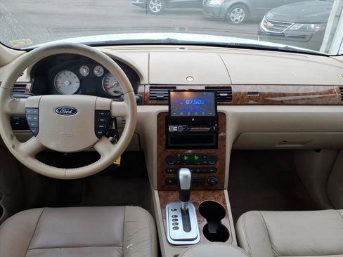 Used 2005 Ford Five Hundred Limited image 7