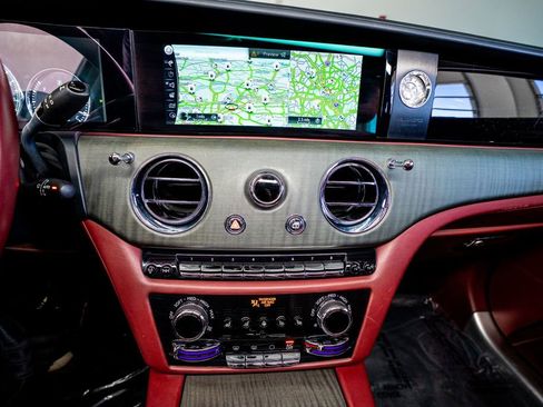 Used 2021 Rolls-Royce Ghost AWD/4WD image 36