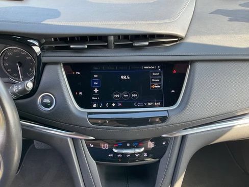 Used 2024 Cadillac XT6 Luxury FWD image 14