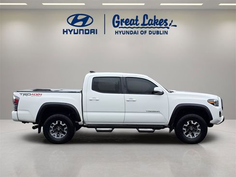 Used 2023 Toyota Tacoma TRD Off-Road w/ TRD Premium Off Road Package image 6