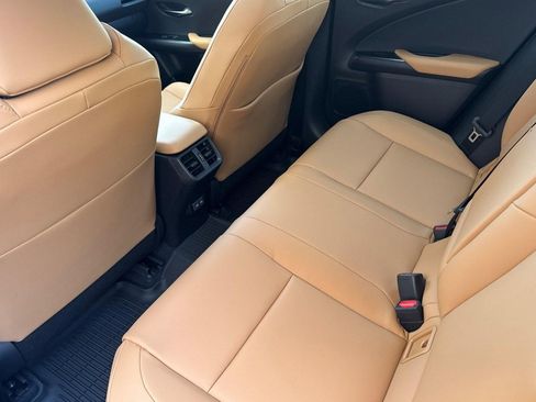 New 2026 Lexus UX 300h AWD image 22