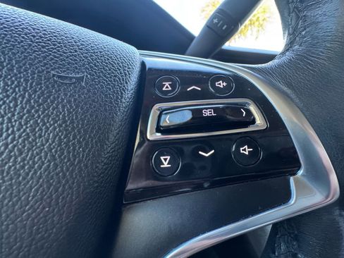 Used 2018 Cadillac Escalade Luxury image 21