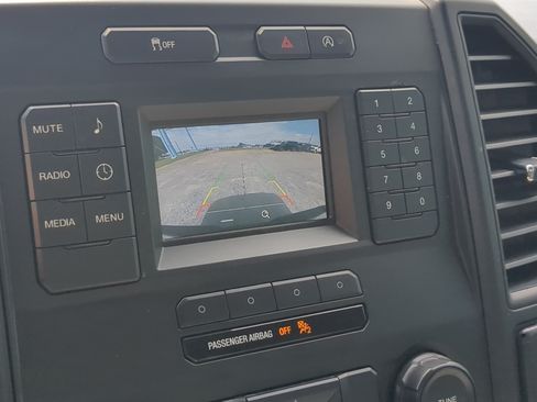 Certified 2019 Ford F150 XL RWD image 17
