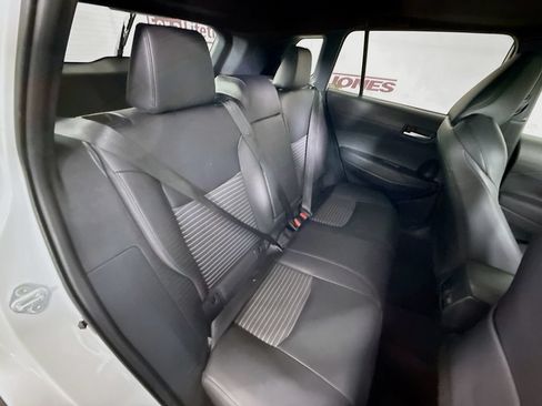 Used 2023 Toyota Corolla Cross AWD Hybrid w/ Convenience Package image 30
