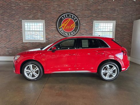 Used 2020 Audi Q3 2.0T Prestige w/ Prestige Package image 15