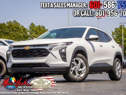 Used 2024 Chevrolet Trax LS w/ LS Convenience Package