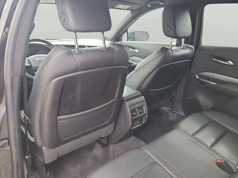 Used 2023 Cadillac XT4 Premium Luxury FWD image 16