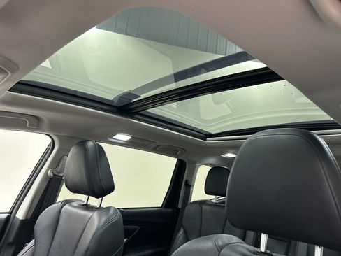 Used 2022 Subaru Ascent Limited w/ Technology Package image 25