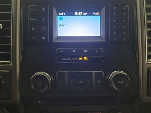 Used 2018 Ford F150 XLT w/ Equipment Group 301A Mid RWD image 25