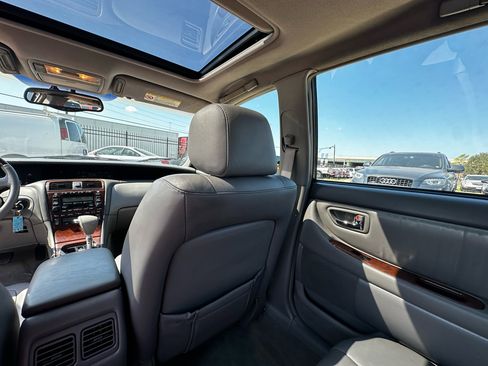 Used 2003 Toyota Avalon XLS image 35