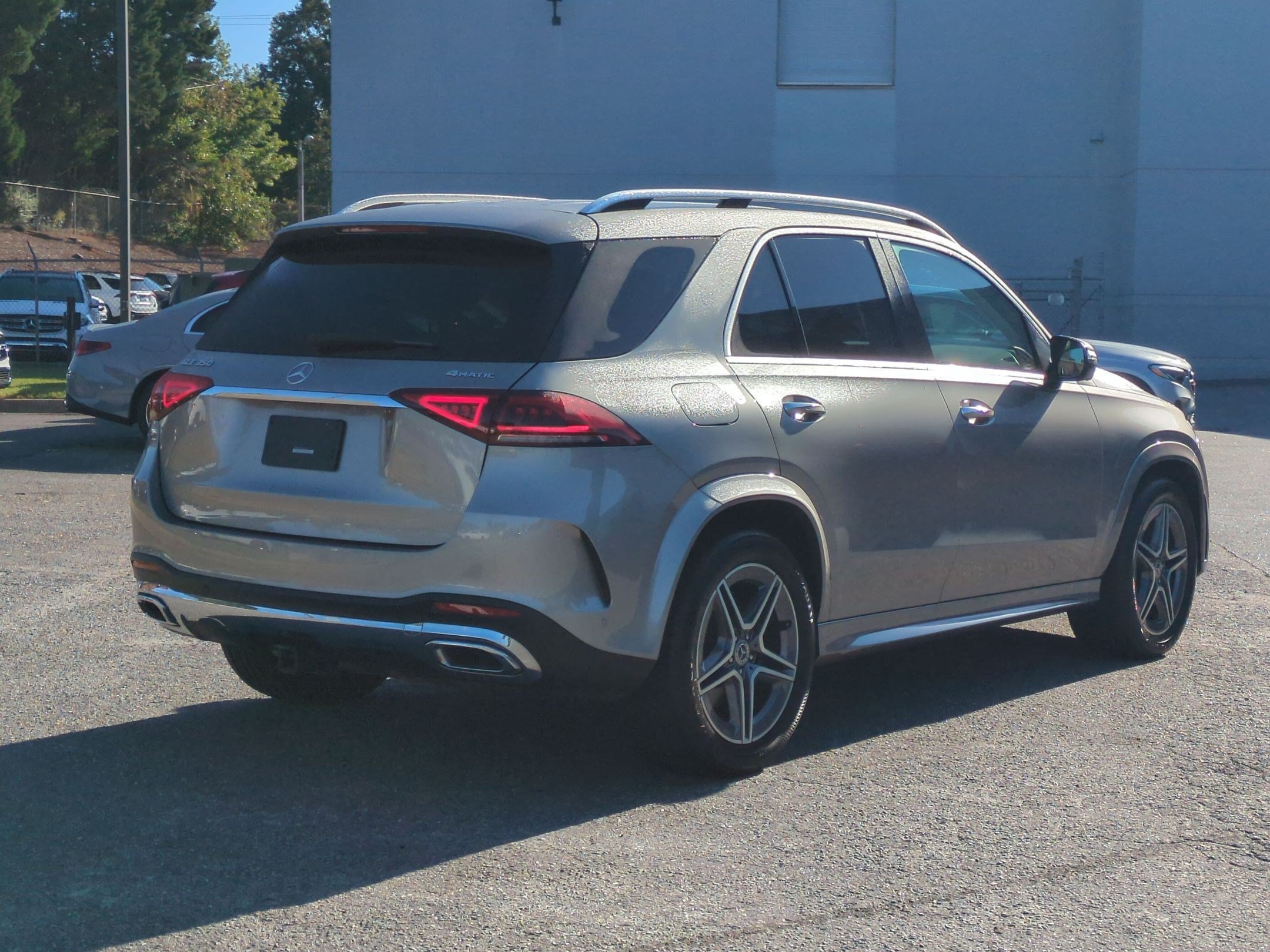 Used 2020 Mercedes-Benz GLE 350 4MATIC image 3