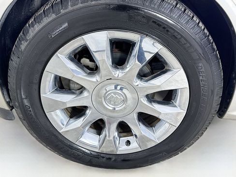 Used 2011 Buick Enclave CXL AWD/4WD image 42