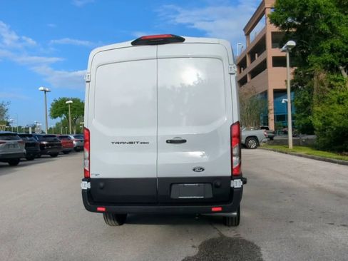 New 2026 Ford Transit 250 148 Medium Roof image 27