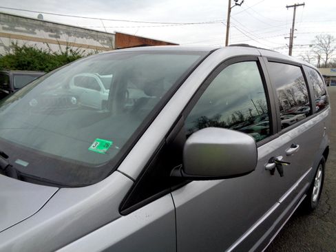 Used 2013 Dodge Grand Caravan SXT image 11