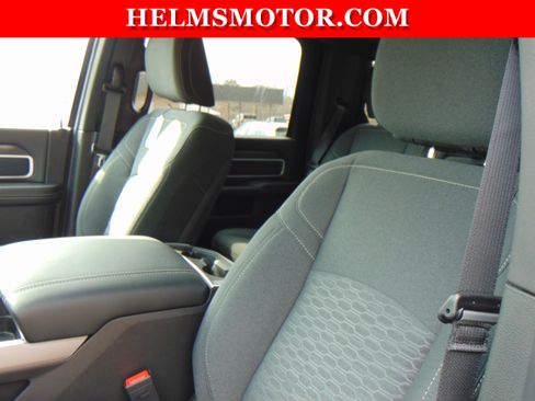 New 2026 RAM 2500 Big Horn AWD/4WD image 39