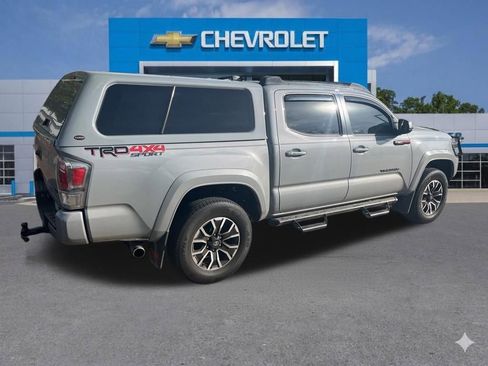 Used 2020 Toyota Tacoma TRD Sport image 17