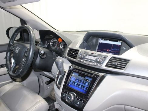 Used 2014 Honda Odyssey Touring image 26