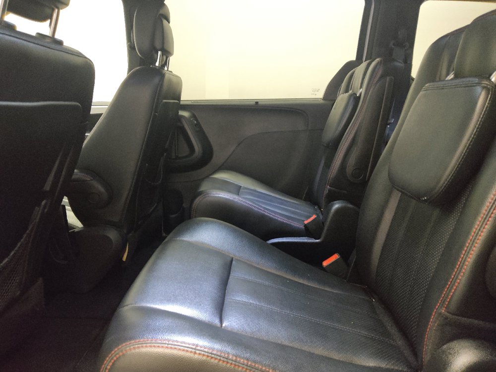 Used 2018 Dodge Grand Caravan GT FWD image 18