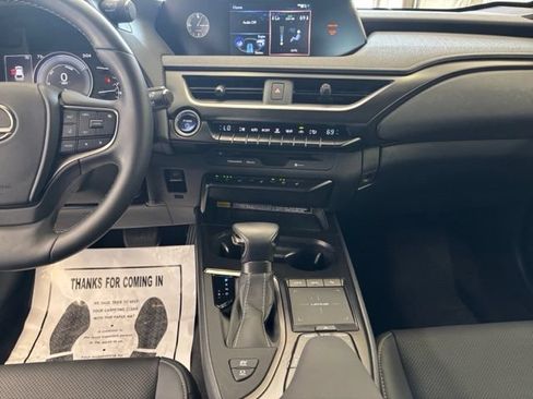 Used 2022 Lexus UX 250h w/ Premium Package AWD/4WD image 12