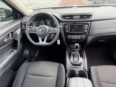 Used 2018 Nissan Rogue S FWD image 20