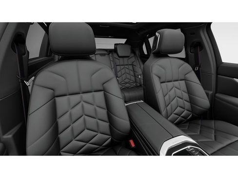 New 2026 BMW i7 eDrive50 w/ M Sport Package image 11