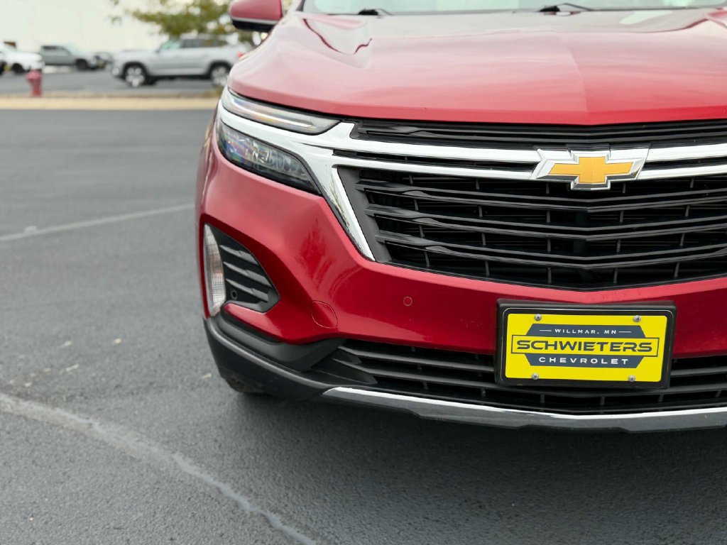 Used 2024 Chevrolet Equinox LT AWD/4WD image 4