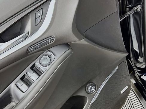 Used 2021 Buick Enclave Avenir w/ Avenir Technology Package image 16