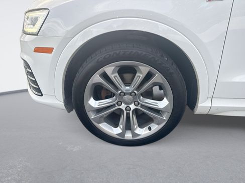 Used 2018 Audi Q3 2.0T Premium Plus w/ Premium Plus Package AWD/4WD image 11