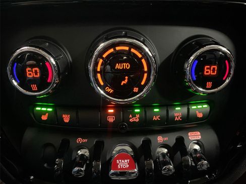 Used 2020 MINI Cooper Clubman S w/ Storage Package image 20