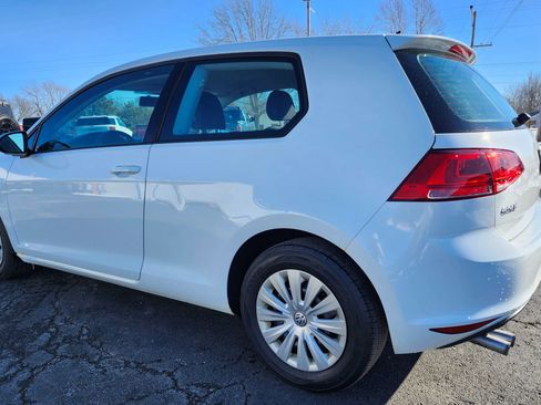 Used 2015 Volkswagen Golf Launch Edition image 3