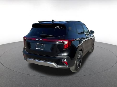 Used 2025 Kia Seltos S FWD image 14