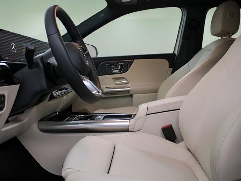 Used 2026 Mercedes-Benz GLA 250 image 18